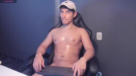 Snapshot of kayn_kalo chatting on February 6, 2026, 12:59 am Kayn online show from February 6, 2026, 12:59 am