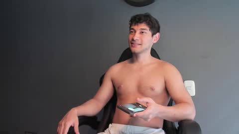 Snapshot of kayn_kalo chatting on February 6, 2026, 8:23 pm Kayn online show from February 6, 2026, 8:23 pm