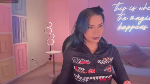 Kay online show from January 18, 2026, 3:32 am