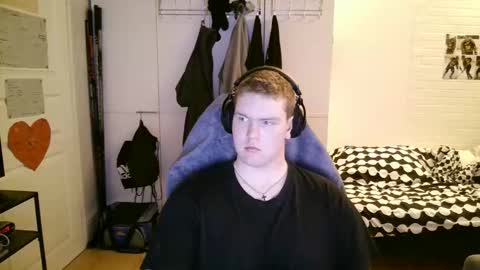 Snapshot of kayttajaviides5 chatting on January 18, 2026, 7:28 pm Aatu online show from January 18, 2026, 7:28 pm