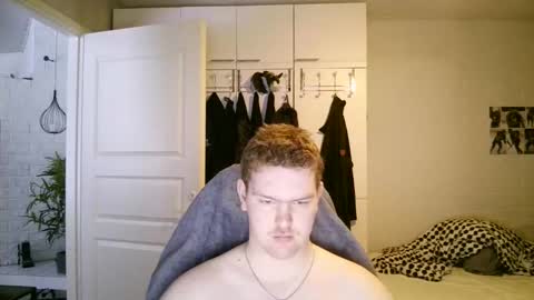 Snapshot of kayttajaviides5 chatting on February 9, 2026, 8:40 am Aatu online show from February 9, 2026, 8:40 am