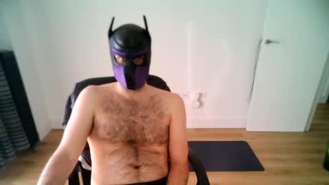 Neon online show from February 26, 2025, 4:56 pm