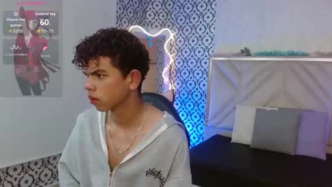 Snapshot of keahi_tay chatting on February 24, 2026, 11:41 am keahi online show from February 24, 2026, 11:41 am