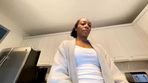 Keephimcum69me online show from March 27, 2026, 11:32 am