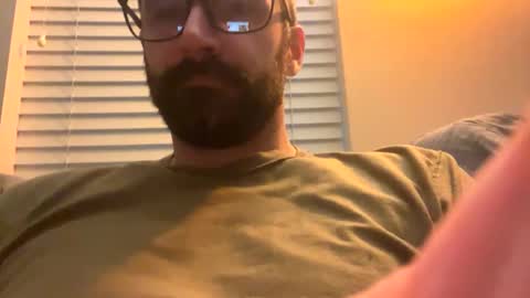 keepquietj online show from February 14, 2025, 5:51 am