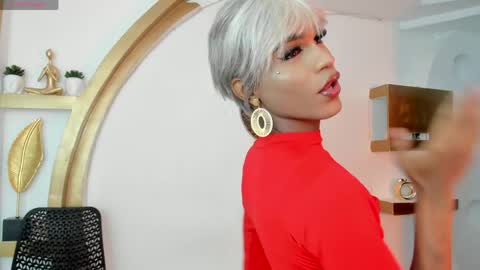 Keila  online show from June 3, 2026, 8:58 pm