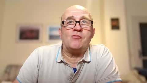 keilie1 online show from February 22, 2026, 9:46 pm