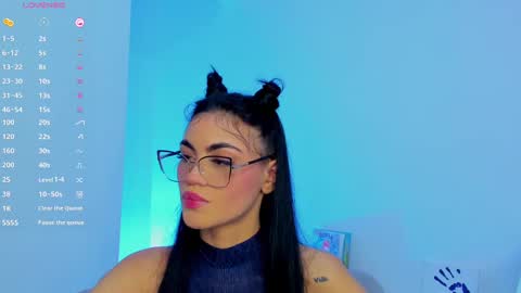 Snapshot of keily_brox chatting on December 18, 2024, 5:04 am Keily brox online show from December 18, 2024, 5:04 am