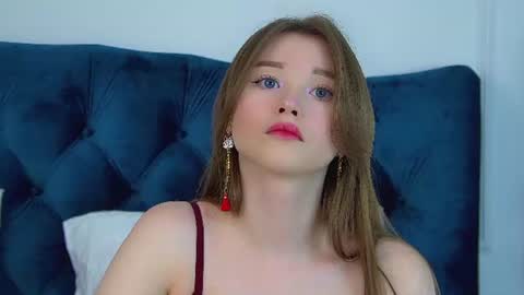 Keira online show from June 11, 2026, 6:28 pm