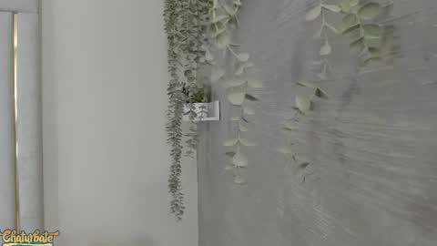 keirahartz online show from May 13, 2026, 12:13 pm