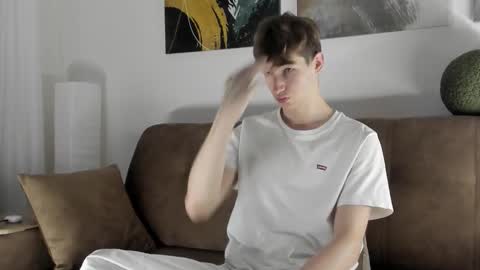 Snapshot of keithcozart1337 chatting on October 17, 2025, 3:47 pm Mark online show from October 17, 2025, 3:47 pm