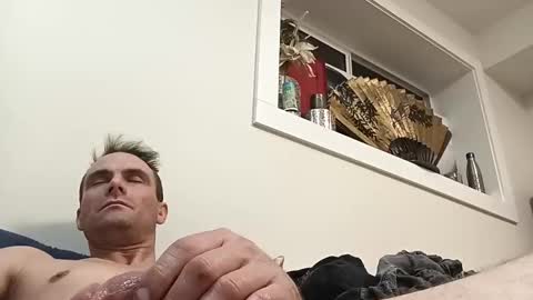 clyde online show from November 25, 2025, 12:49 pm