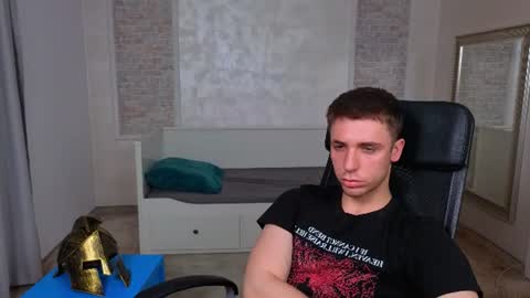 KellenWest online show from July 18, 2026, 5:11 am