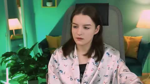 kelliebanshe online show from March 18, 2026, 4:15 am