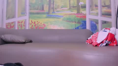 Kelly online show from February 25, 2026, 7:51 am