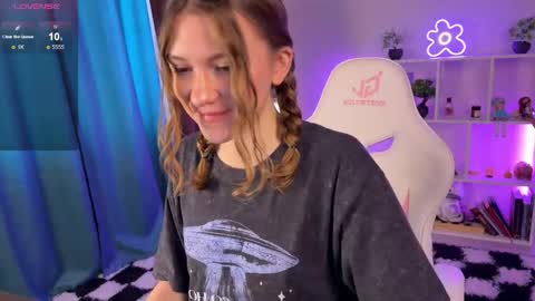 Snapshot of kelly_sunnn chatting on April 27, 2026, 8:12 am Kelly online show from April 27, 2026, 8:12 am