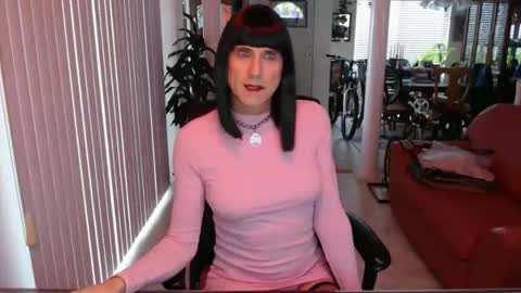 Snapshot of kellyannelynn chatting on January 11, 2026, 4:56 pm kellyanne Lynn but please call me fucktoy online show from January 11, 2026, 4:56 pm