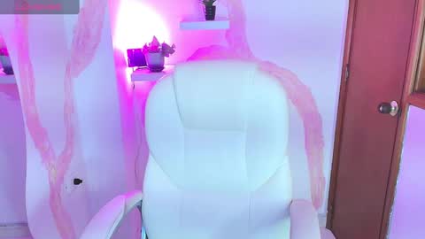 Snapshot of kellymillian_ chatting on January 24, 2025, 7:49 pm kellyMillian online show from January 24, 2025, 7:49 pm