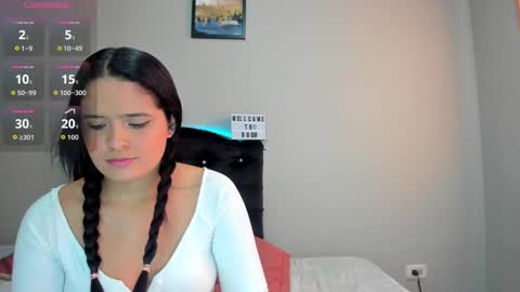 Snapshot of kellymillian_ chatting on October 17, 2025, 7:27 pm kellyMillian online show from October 17, 2025, 7:27 pm