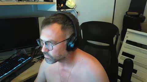 Snapshot of kelvin06133 chatting on July 12, 2026, 10:01 pm kelvin06133 online show from July 12, 2026, 10:01 pm