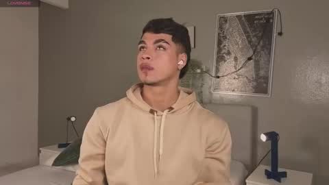   online show from October 7, 2025, 11:40 am