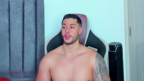 ken_mailik online show from February 16, 2025, 6:32 am