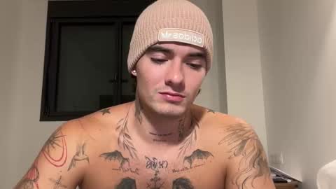 luis carlos esteban online show from October 30, 2025, 4:52 pm