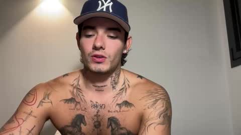 luis carlos esteban online show from November 17, 2025, 3:07 pm