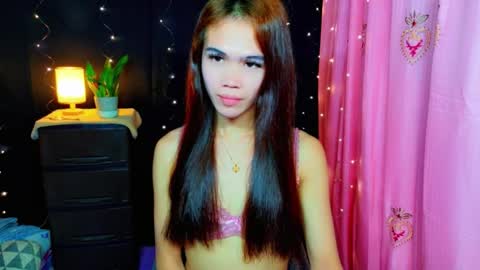 Snapshot of kendallspice_ chatting on February 12, 2026, 6:47 pm Kendall online show from February 12, 2026, 6:47 pm