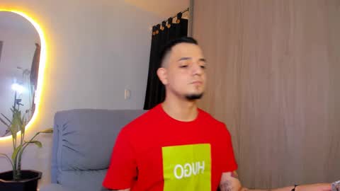 Snapshot of kendel_dimitri chatting on February 23, 2025, 5:01 am kendel_dimitri online show from February 23, 2025, 5:01 am