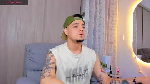 Snapshot of kendel_dimitri chatting on September 25, 2025, 2:26 am kendel_dimitri online show from September 25, 2025, 2:26 am