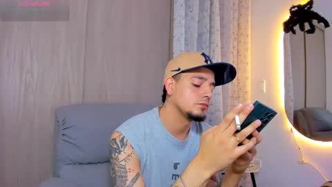 Snapshot of kendel_dimitri chatting on October 22, 2025, 2:56 am kendel_dimitri online show from October 22, 2025, 2:56 am