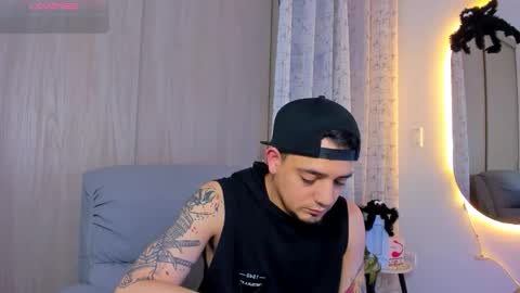 Snapshot of kendel_dimitri chatting on October 22, 2025, 11:37 pm kendel_dimitri online show from October 22, 2025, 11:37 pm