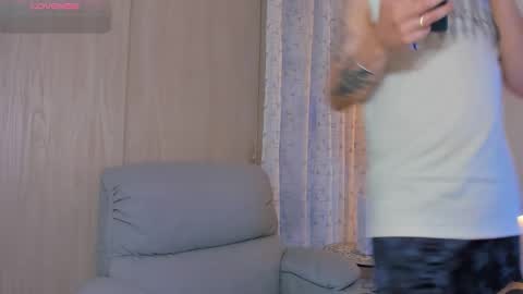 kendel_dimitri online show from November 19, 2025, 2:44 am