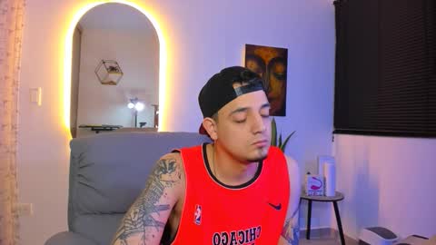 kendel_dimitri online show from February 25, 2026, 4:55 am