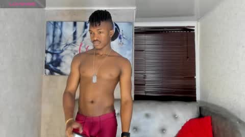 Kender online show from March 10, 2025, 1:43 pm