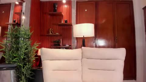 Lu online show from June 24, 2026, 1:26 am