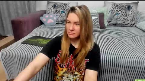 Kendra online show from February 17, 2026, 12:40 am