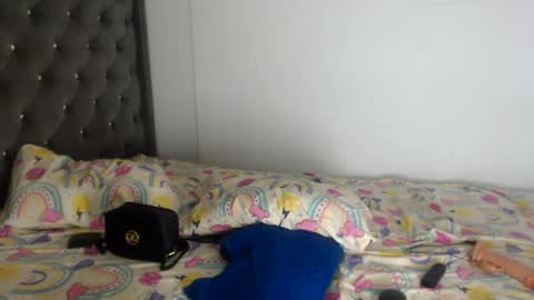 Snapshot of kenia_nihiara chatting on July 12, 2026, 11:01 am kenia_nihiara online show from July 12, 2026, 11:01 am