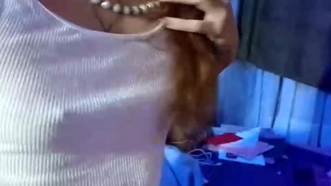 Snapshot of kenkenkenily chatting on November 27, 2025, 12:02 am kenkenkenily online show from November 27, 2025, 12:02 am