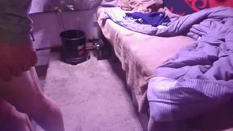 Snapshot of kenneth69h chatting on March 2, 2025, 9:31 am kenneth69h online show from March 2, 2025, 9:31 am