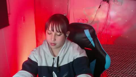 kenshi2302 online show from April 14, 2026, 4:29 am