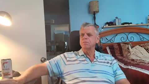 Snapshot of kent_ham chatting on June 26, 2026, 10:14 pm kent_ham online show from June 26, 2026, 10:14 pm