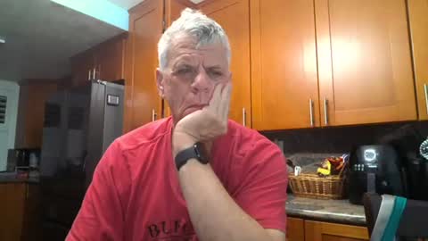 Snapshot of kent_ham chatting on June 28, 2026, 9:15 am kent_ham online show from June 28, 2026, 9:15 am