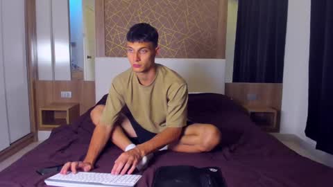 Peter     online show from February 9, 2025, 1:35 pm