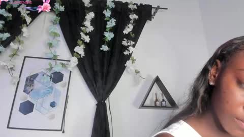 KENTHA  online show from May 13, 2026, 11:29 am