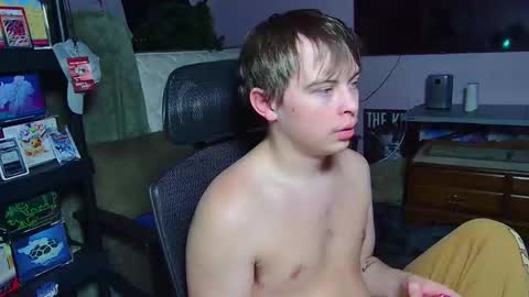 Snapshot of kentuckydrake chatting on February 12, 2026, 1:22 am Drake online show from February 12, 2026, 1:22 am