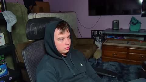 Snapshot of kentuckydrake chatting on March 3, 2026, 1:23 am Drake online show from March 3, 2026, 1:23 am