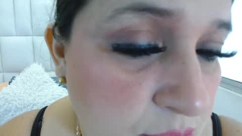 K E R L Y online show from December 4, 2025, 12:36 pm