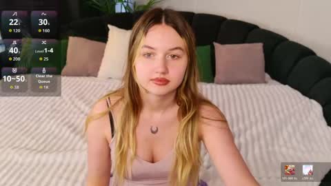 Snapshot of kerry_mell chatting on May 15, 2026, 1:18 pm kerry_mell online show from May 15, 2026, 1:18 pm